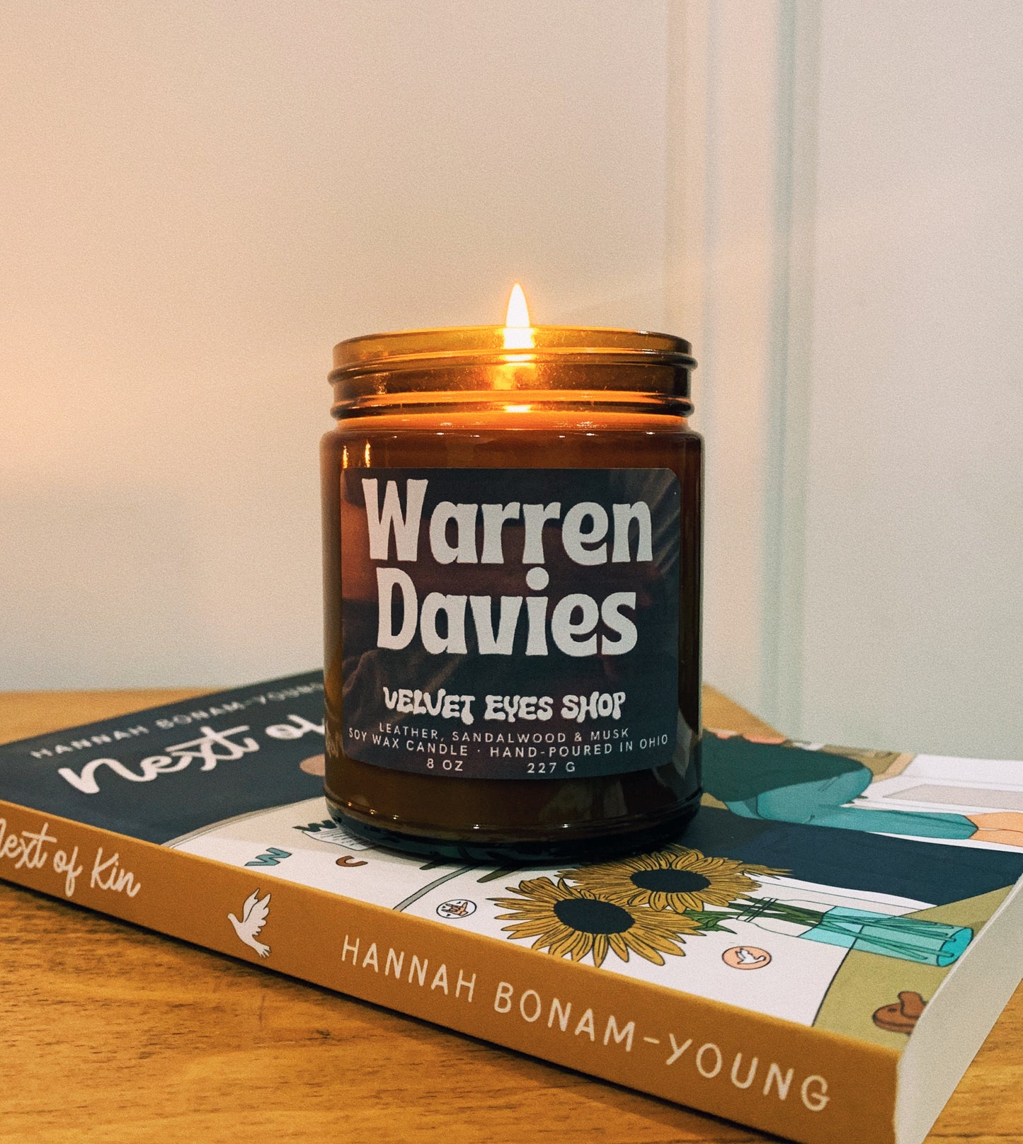 Warren Davies - Book Boyfriend Candle